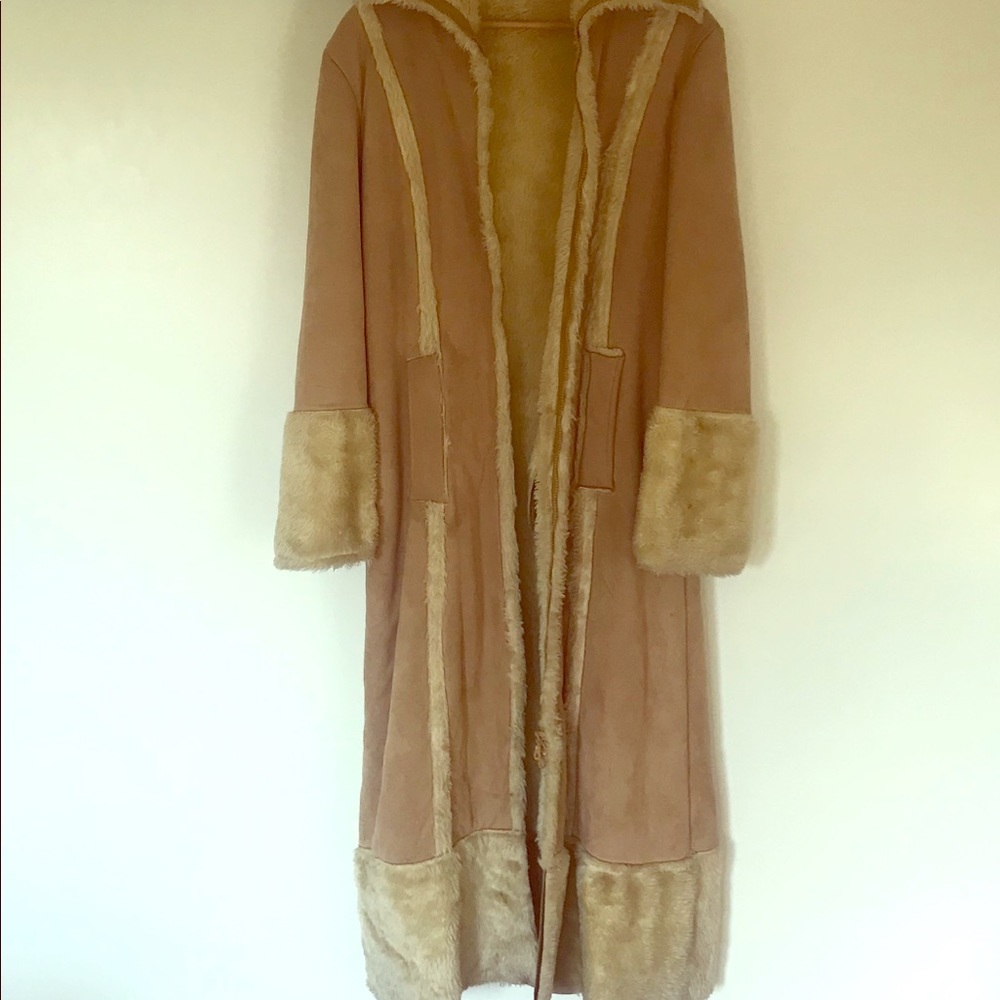 Extra long (Maxi) faux fur coat.